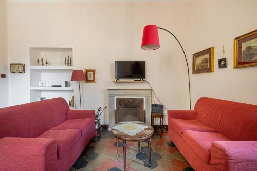 CHARMING APARTMENT AT SPANISH STEPS, no elevator Room Type - One-Bedroom Apartment