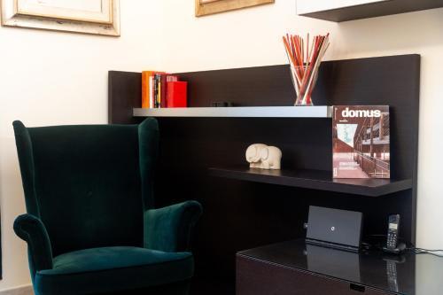C&Y Apartments - Roma Vaticano St Peter - Luxe Penthouse Flat - Tap to explore photos