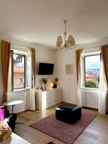 Gemelli-San Pietro-Trastevere-casa con posto auto Room Type - One-Bedroom Apartment