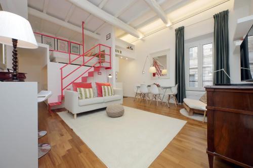 4BNB - Serpenti Delightful Apartment - Tap to explore photos