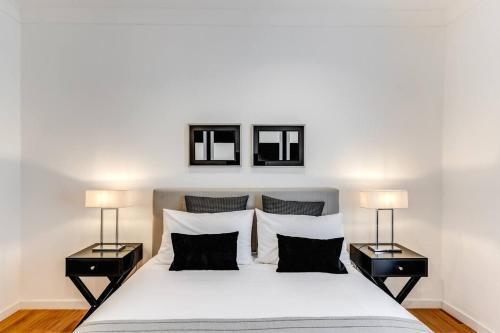 Charming flat by the Vatican - Tap to explore photos