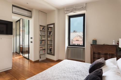 Idyllia - Penthouse in Navona Area - Tap to explore photos