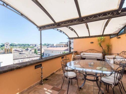 Panoramic Terrace Trastevere - Tap to explore photos