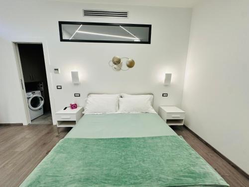 San Saba Street Apartment 52