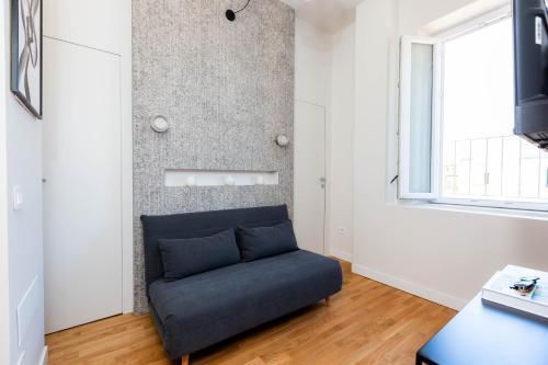 Colosseum Apartment - ZENO 04 - Tap to explore photos