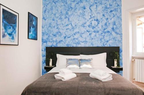 Charming Patio Apartment Trastevere -TopCollection - Tap to explore photos