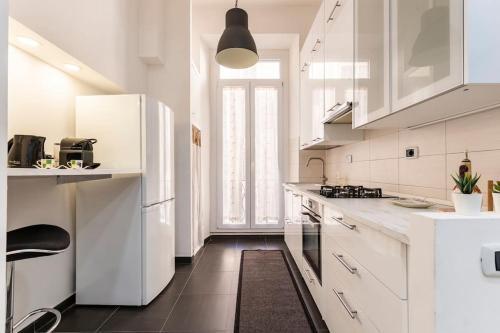 Holiday Apartment Rome LR Blue Room Type - Three-Bedroom Apartment