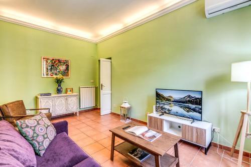 Lovely flat in Testaccio - Tap to explore photos