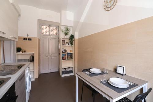 [Roma Termini] - Suite elegante Room Type - One-Bedroom Apartment
