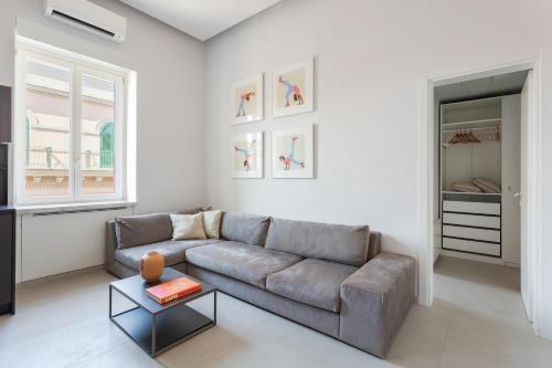 Ambio Suites Luxury Trastevere - Tap to explore photos
