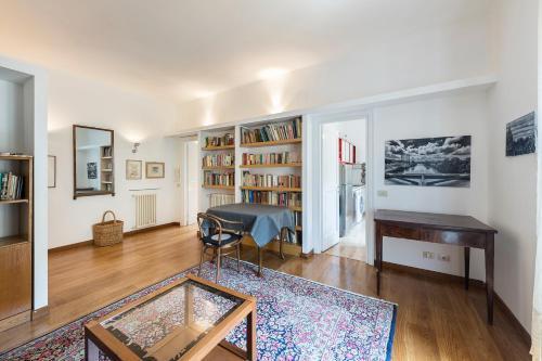 Quiet ApartmentTrastevere Room Type - One-Bedroom Apartment Quiet ApartmentTrastevere Room Type - One-Bedroom Apartment