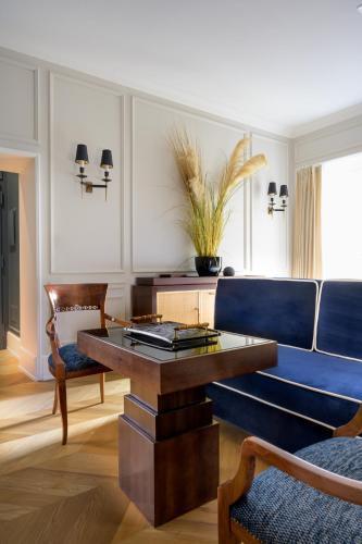 Casa Violante Luxury Apartment - Tap to explore photos