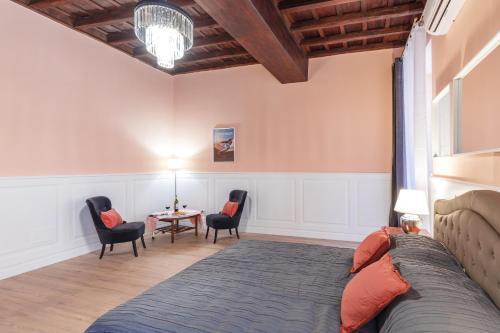 CasAlice Apartments Roma Trevi - Tap to explore photos