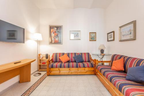 Oscar Apt near Landmarks and Colosseum Room Type - Apartment
