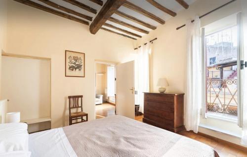 Piazza Navona Center House