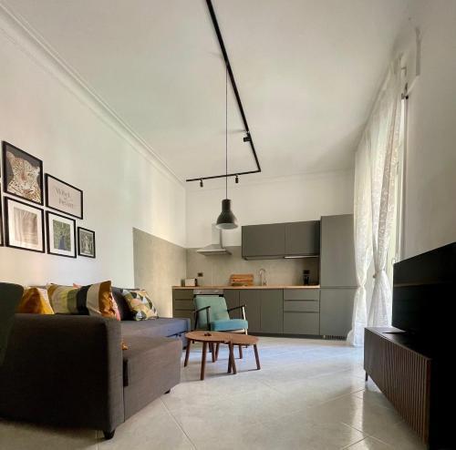 Aurelia's Hideaway, Near Vatican - Tap to explore photos