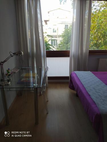 Vanity Apartment - 4 bedrooms with 4 bathrooms - AC & WIFI - Tap to explore photos