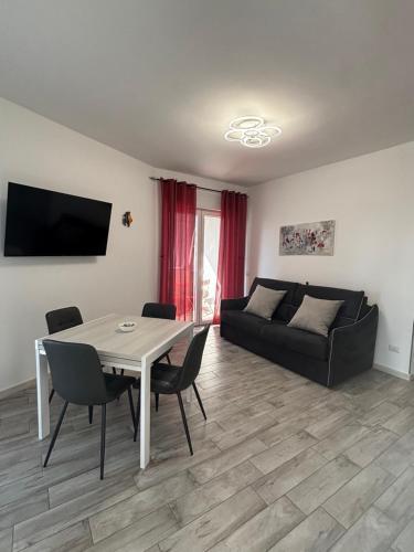 Casa Larry Room Type - One-Bedroom Apartment