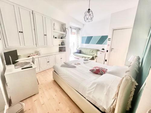 Mia House Roma Room Type - Triple Room