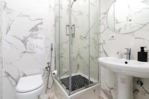 Amazing apartment near to Colosseo and subway - Tap to explore photos