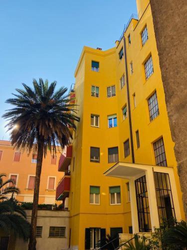 Antonioni's Apartment Trastevere - Tap to explore photos