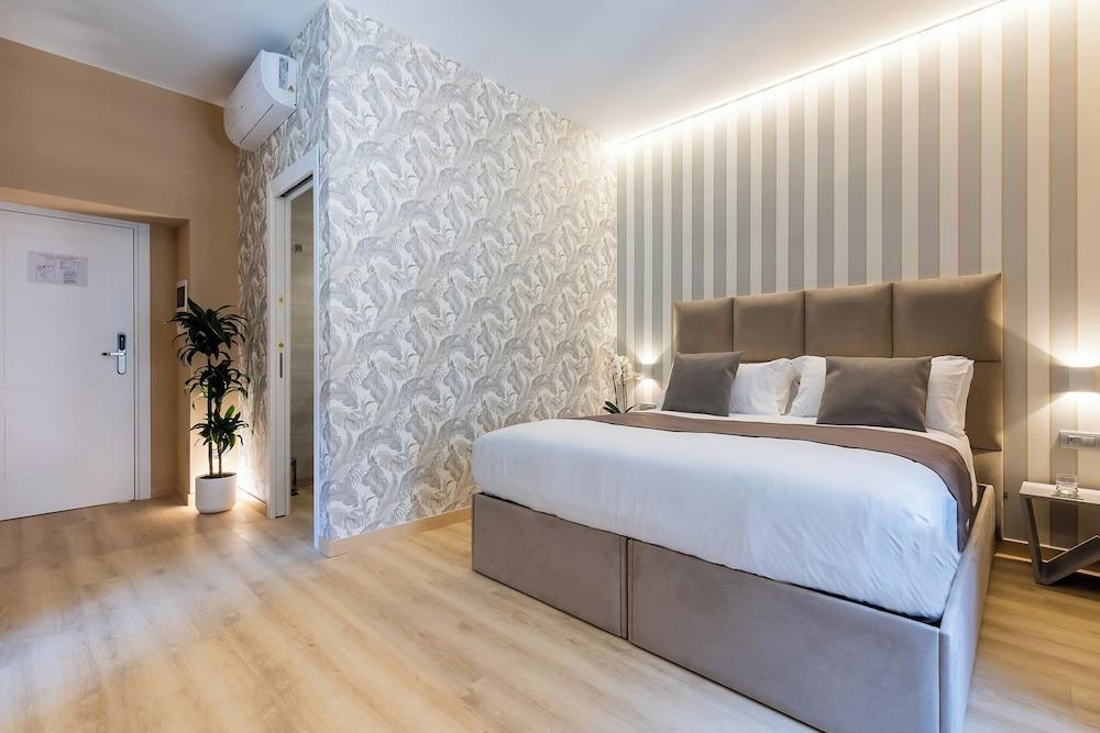 Relais Cavallini Room Type - Deluxe Room