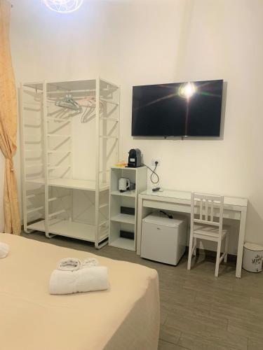 Molly Home Room Type - Deluxe Double Room with Balcony Molly Home Room Type - Deluxe Double Room with Balcony