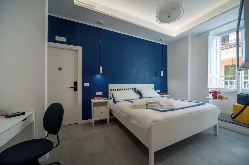 Veniero37 Guest House Room Type - Double Room, 1 King Bed, Non Smoking Veniero37 Guest House Room Type - Double Room, 1 King Bed, Non Smoking