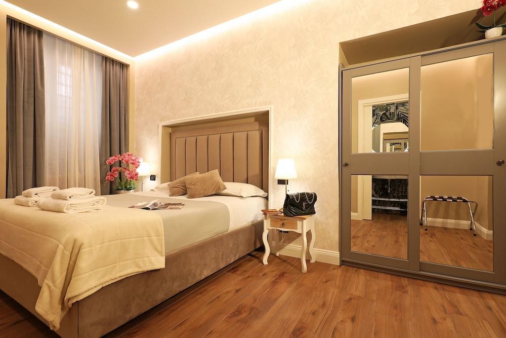 Vatican Cozy Suite - Liberty Collection Room Type - Deluxe Double Room