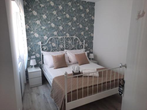 GUEST HOUSE TRA CIELO E MARE Room Type - Double Room with Private Bathroom