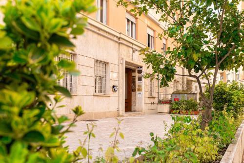 Prati Sweet Home - Tap to explore photos