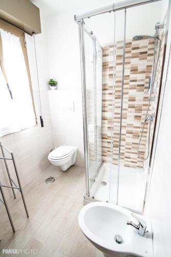 Valmontone Travel Rooms (casa vacanze) - Tap to explore photos