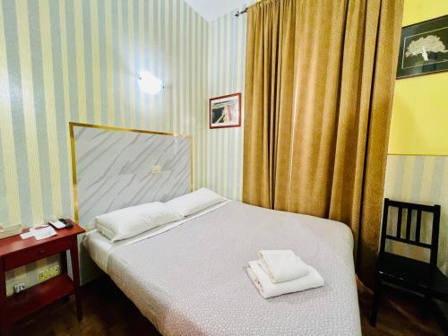 Booking inn Settembre 95 - Tap to explore photos