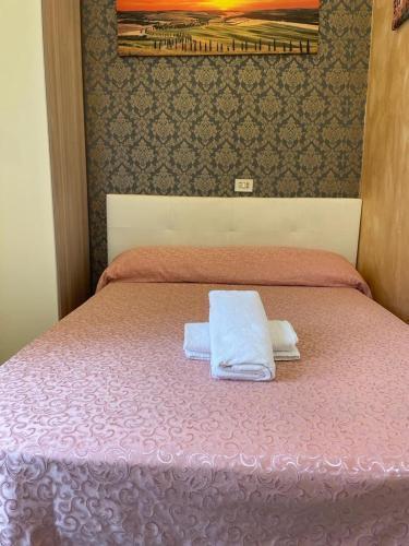 Mille Guest HOUSE - Tap to explore photos