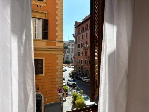 DOLCE VITA VIMINALE ROOM - Tap to explore photos