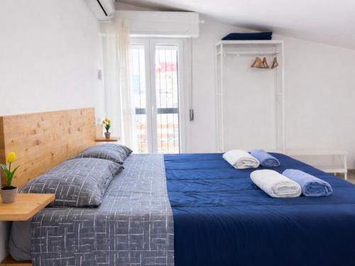 Thalassa Holiday Home with Terrace near the Sea - Anzio - Tap to explore photos