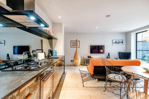 Notting Hill Playhouse Room Type - Apartment
