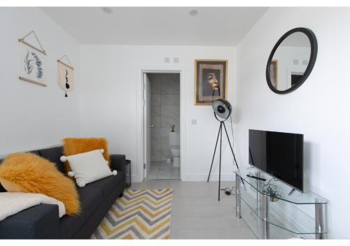 Splendid and Comfy 1 bedroom apartment - Tap to explore photos