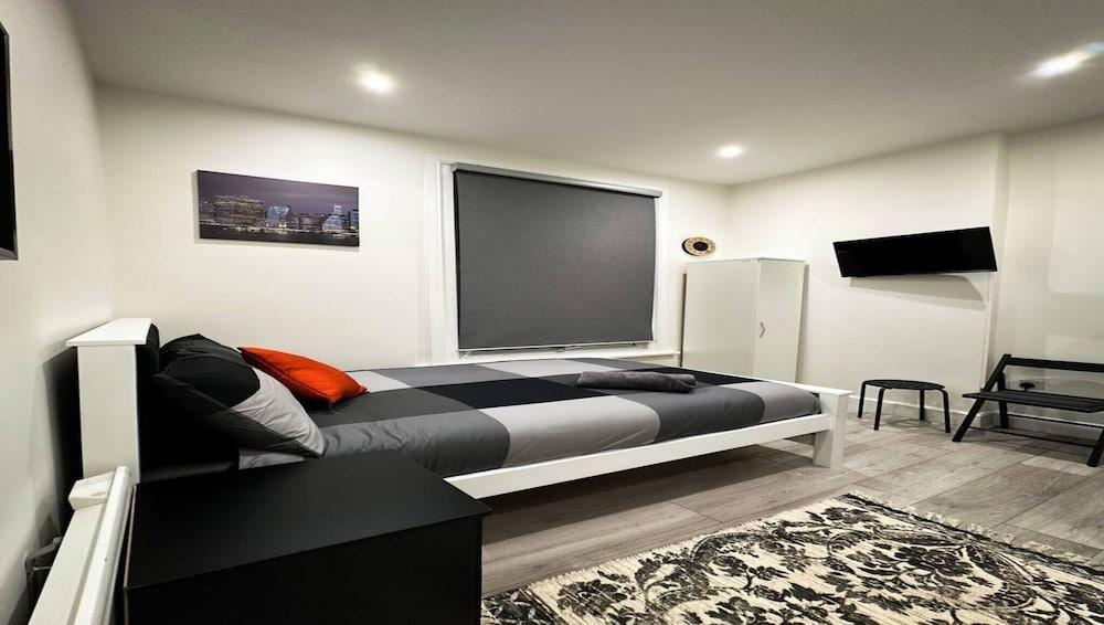 Studio Flat in Ealing Broadway Room Type - Studio