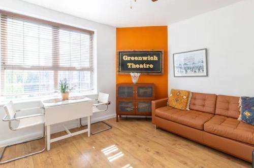 Stunning 1 bed flat in the heart of Greenwich - Tap to explore photos