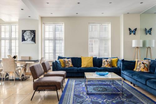 Park Street Mayfair apartments - Tap to explore photos