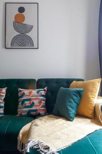 One bedroom flat in the heart of Brixton - Tap to explore photos