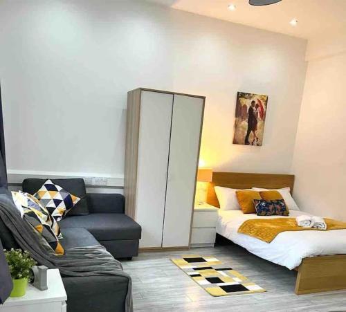 Comfortable flat in Central London - Tap to explore photos