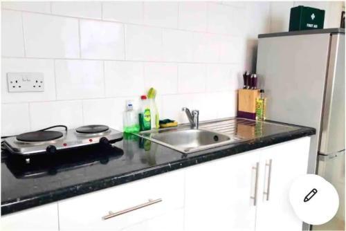 Comfortable flat in Central London - Tap to explore photos