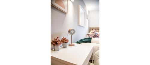 Tiny Studio in Very Central Location - Tap to explore photos