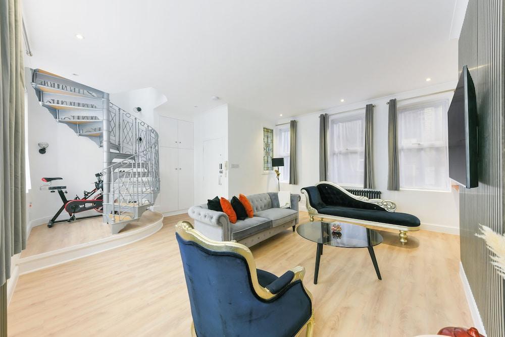 Avari Apartments - Hatton Collection Room Type - Signature Apartment Avari Apartments - Hatton Collection Room Type - Signature Apartment