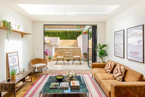 Be London - The De Beauvoir Residences - Tap to explore photos