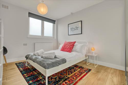 Homely 1Bed Apartment Vauxhall - Tap to explore photos