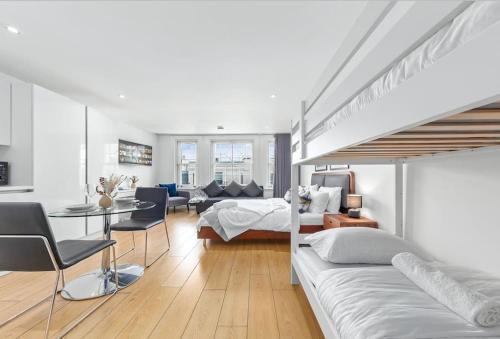 Piccadilly Haven, Flat in London VR12