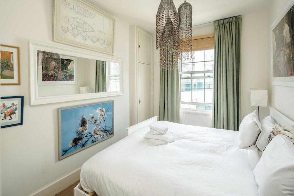Stylish Central London Flat Near Tower Bridge Room Type - Classic Apartment Stylish Central London Flat Near Tower Bridge Room Type - Classic Apartment